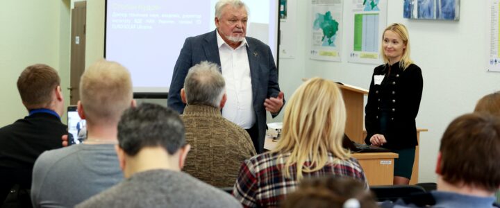 Практичний воркшоп з монтування та налаштування сонячної системи